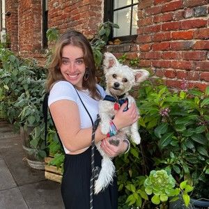 Meet your Posher, Olivia